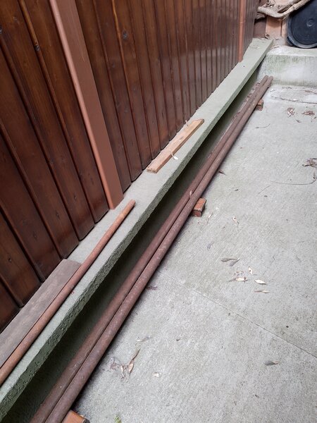 Vand bare fier semitratat